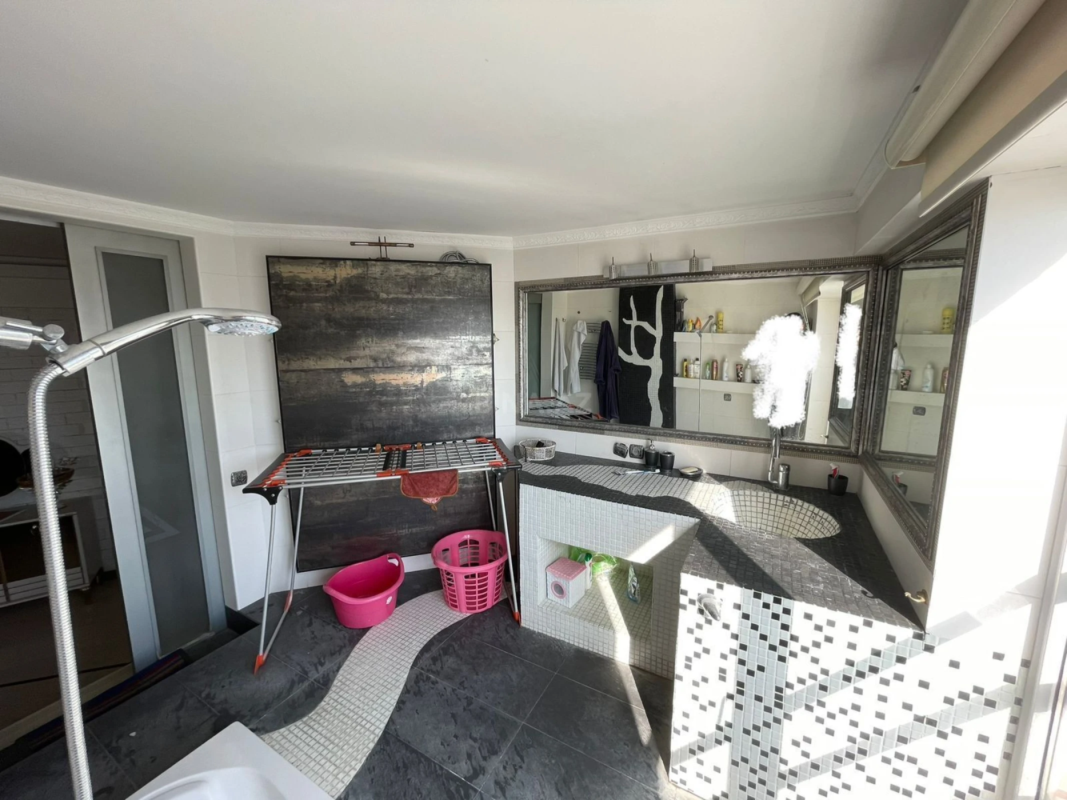 Kirayə verilir 3 otaqlı mənzil 137 m²