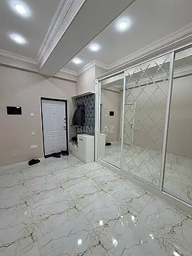 Satılır 2 otaqlı mənzil 72 m²