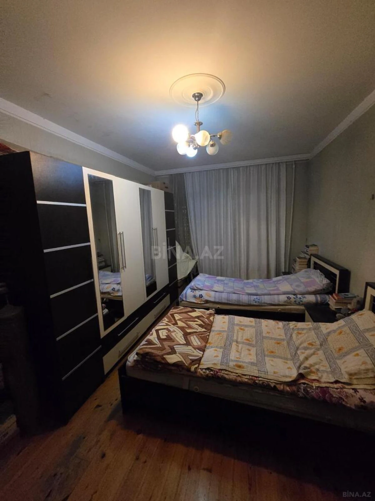 Satılır 4 otaqlı mənzil 110 m²