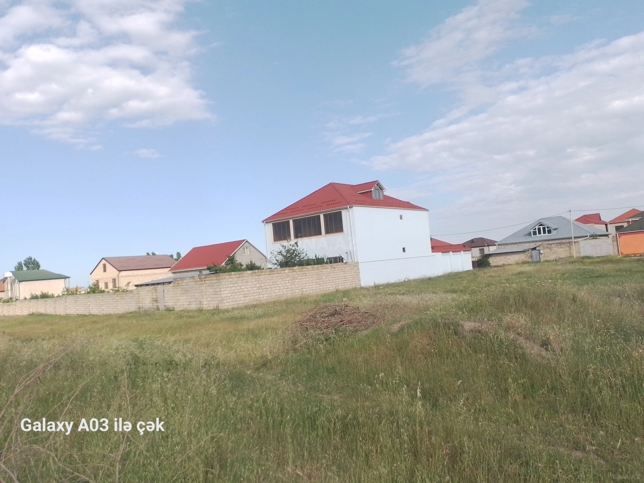 Satılır torpaq sahəsi 2 m²