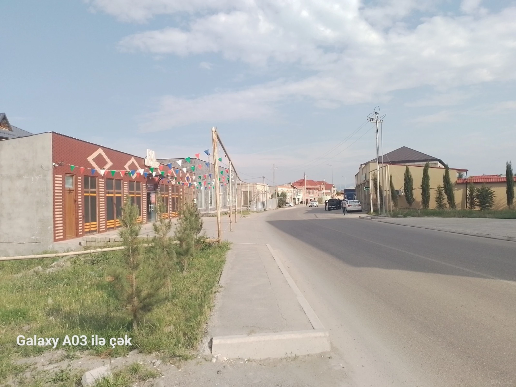 Satılır torpaq sahəsi 2 m²