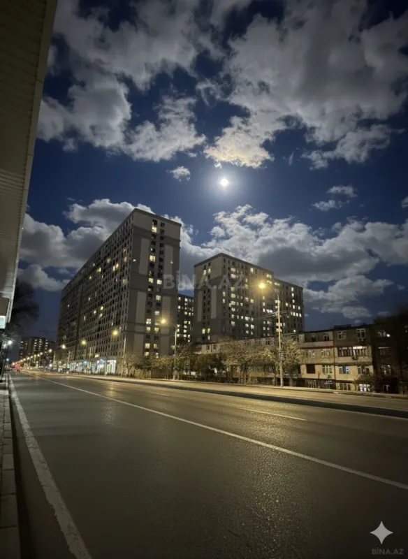 Satılır 2 otaqlı mənzil 82 m²