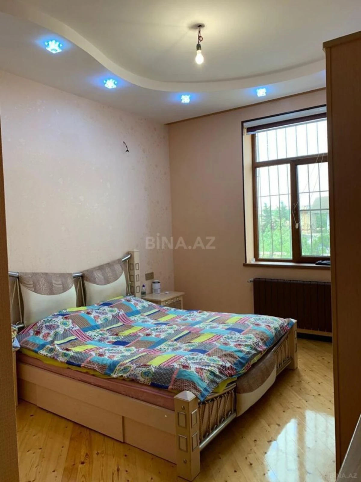 Kirayə verilir 7 otaqlı həyət evi 360 m²