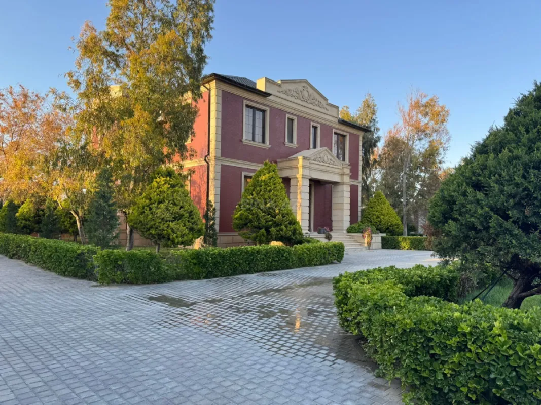 Kirayə verilir 7 otaqlı həyət evi 360 m²