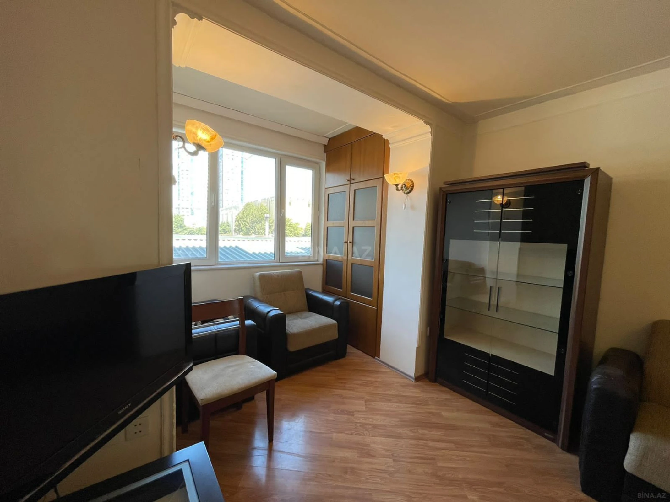Satılır 3 otaqlı mənzil 82 m²
