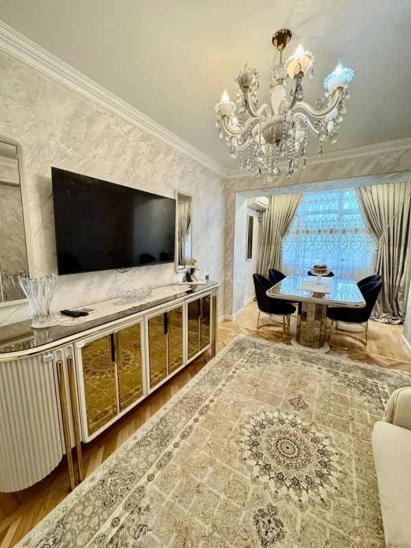 Satılır 2 otaqlı mənzil 69 m²