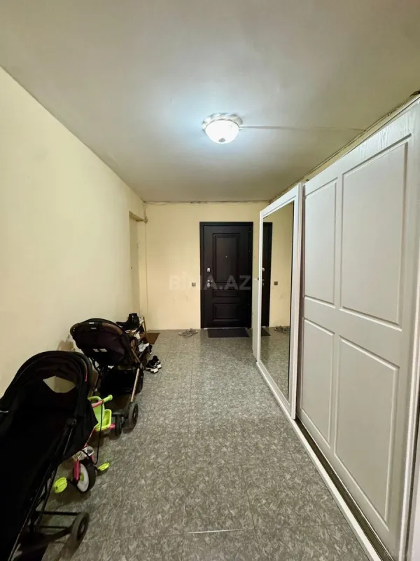 Satılır 2 otaqlı mənzil 69 m²