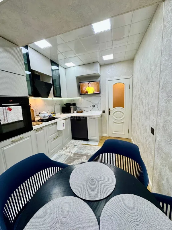 Satılır 2 otaqlı mənzil 69 m²