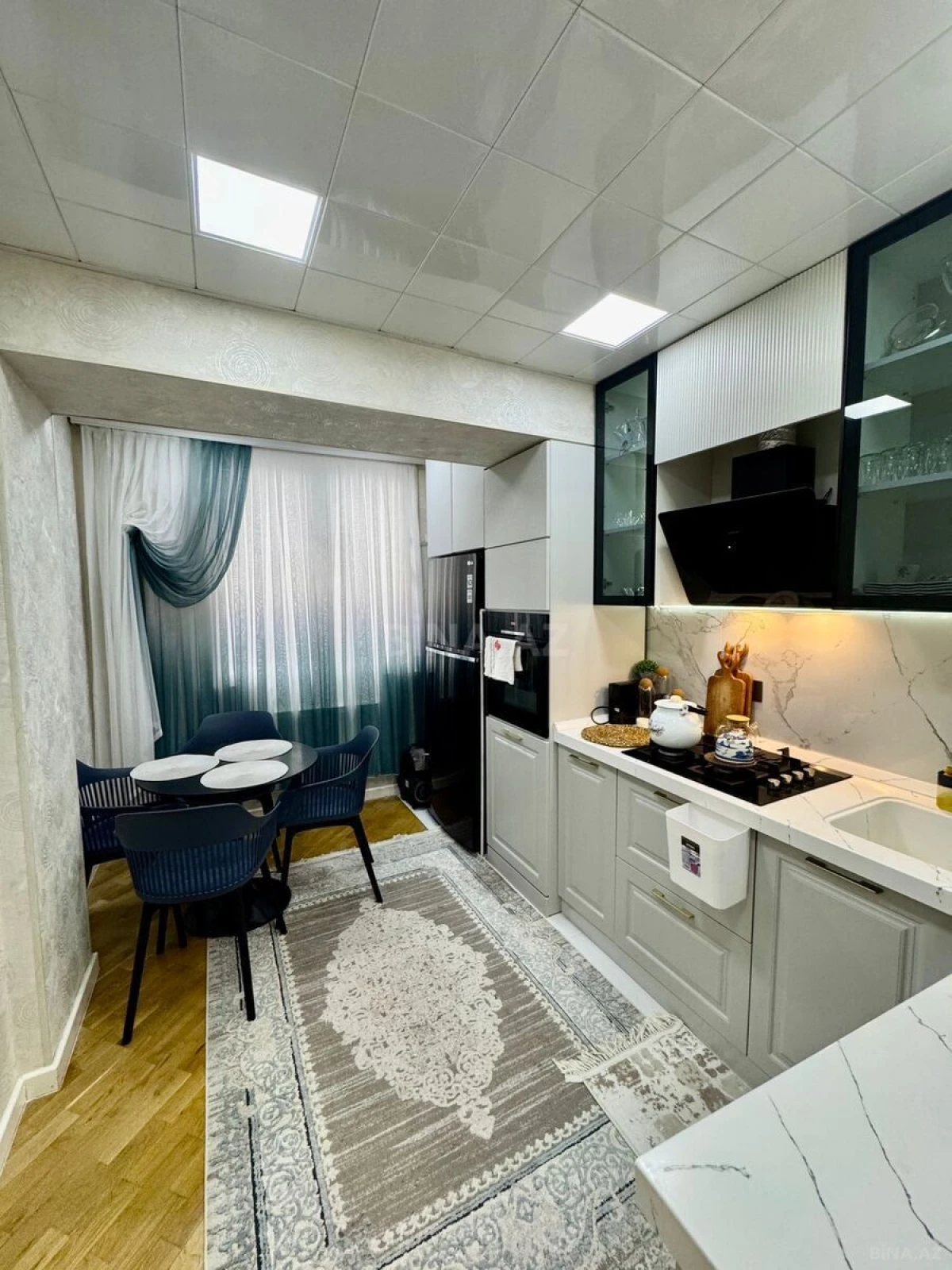 Satılır 2 otaqlı mənzil 69 m²