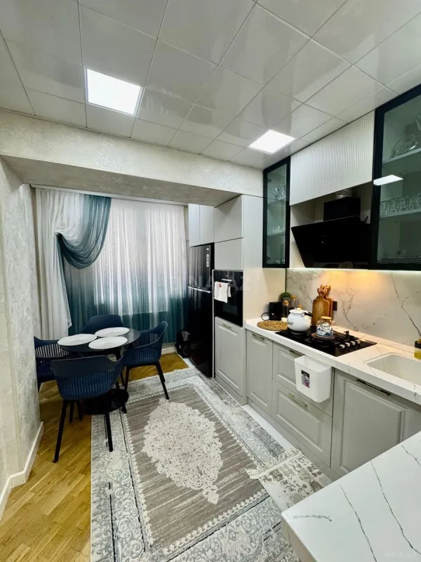 Satılır 2 otaqlı mənzil 69 m²