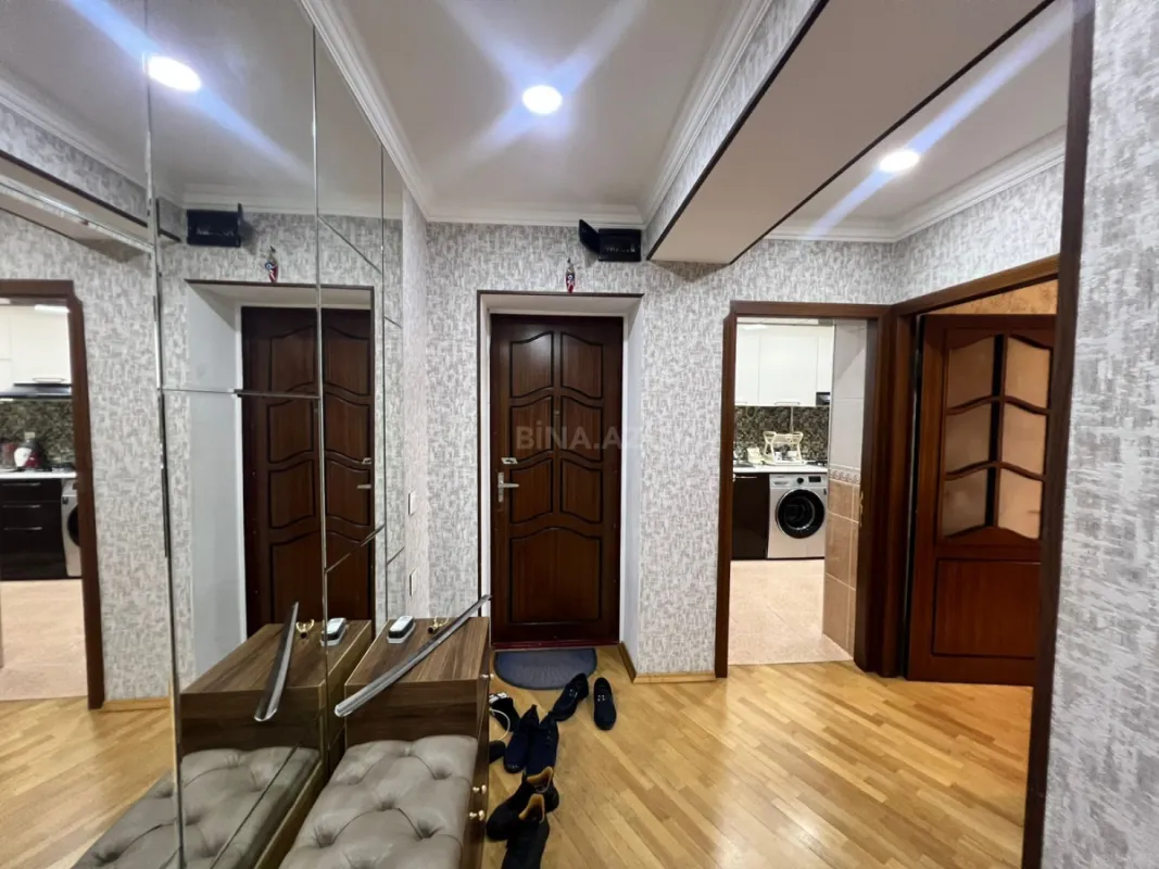 Satılır 4 otaqlı mənzil 85 m²