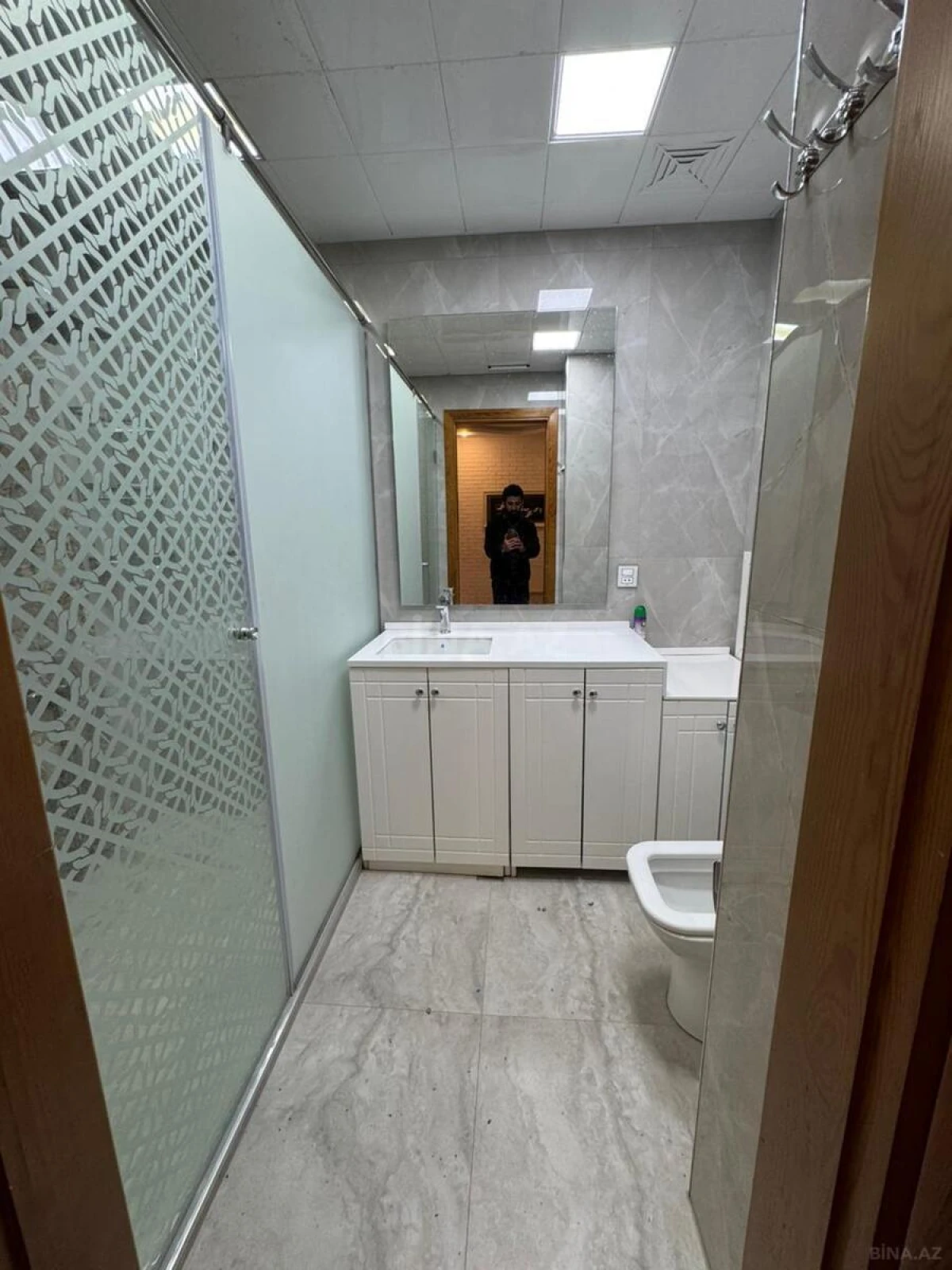 Satılır 2 otaqlı mənzil 90 m²