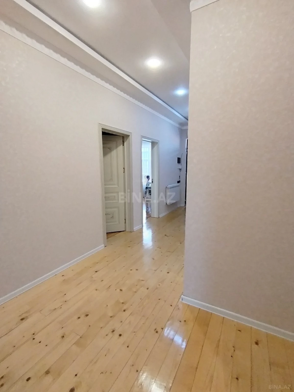 Satılır 4 otaqlı həyət evi 200 m²