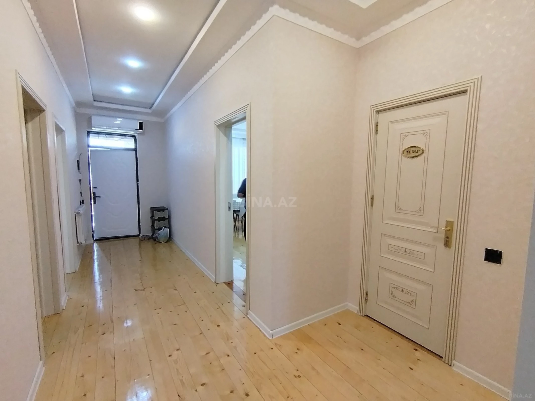 Satılır 4 otaqlı həyət evi 200 m²