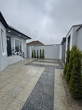 Satılır 4 otaqlı həyət evi 120 m²