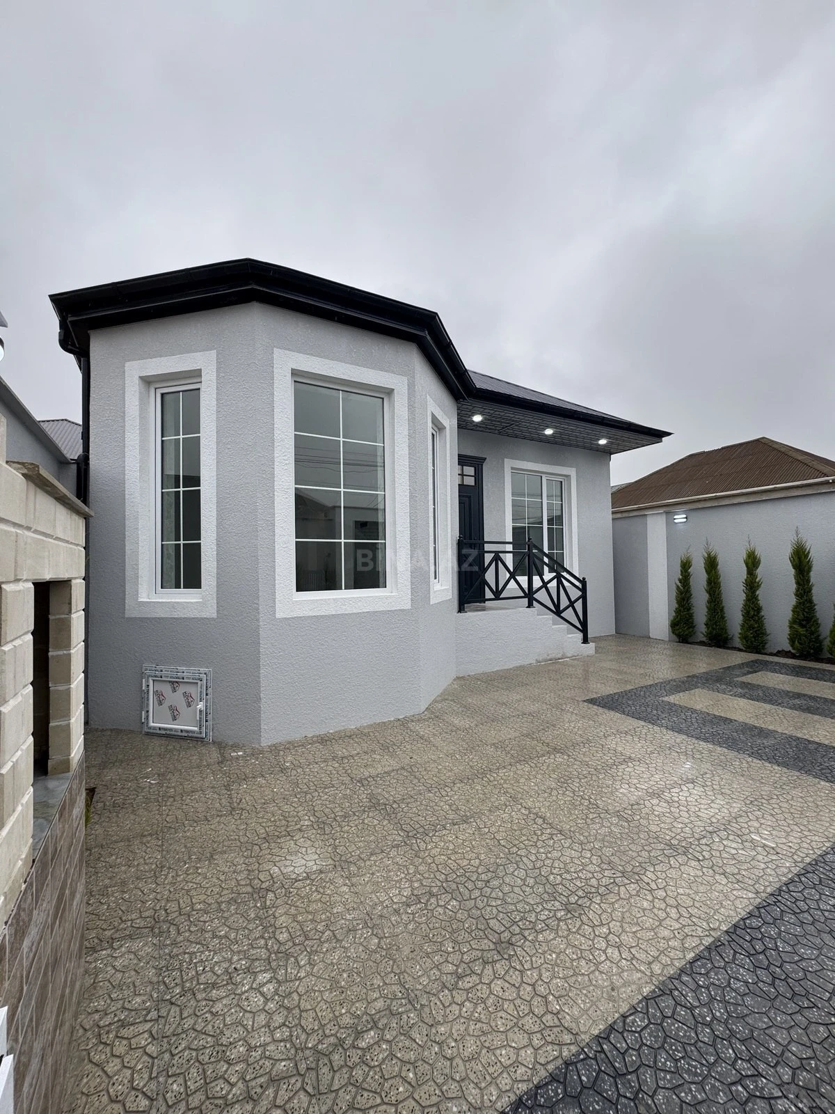 Satılır 4 otaqlı həyət evi 120 m²