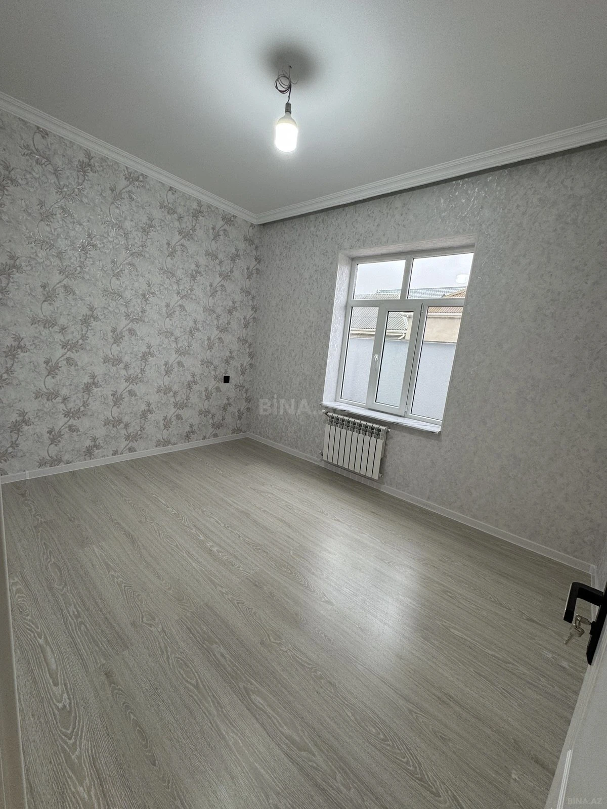 Satılır 4 otaqlı həyət evi 120 m²