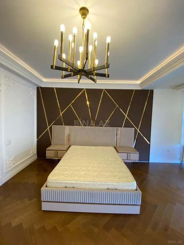 Kirayə verilir 2 otaqlı mənzil 110 m²