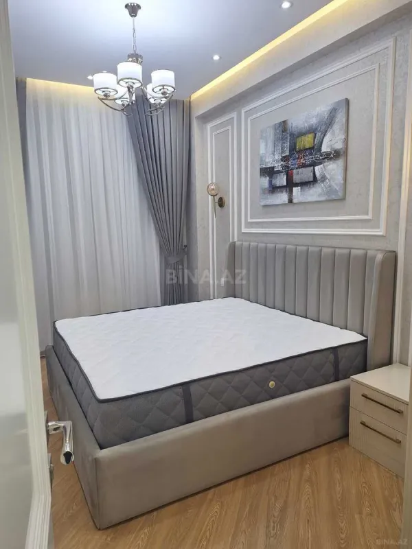 Satılır 2 otaqlı mənzil 70 m²
