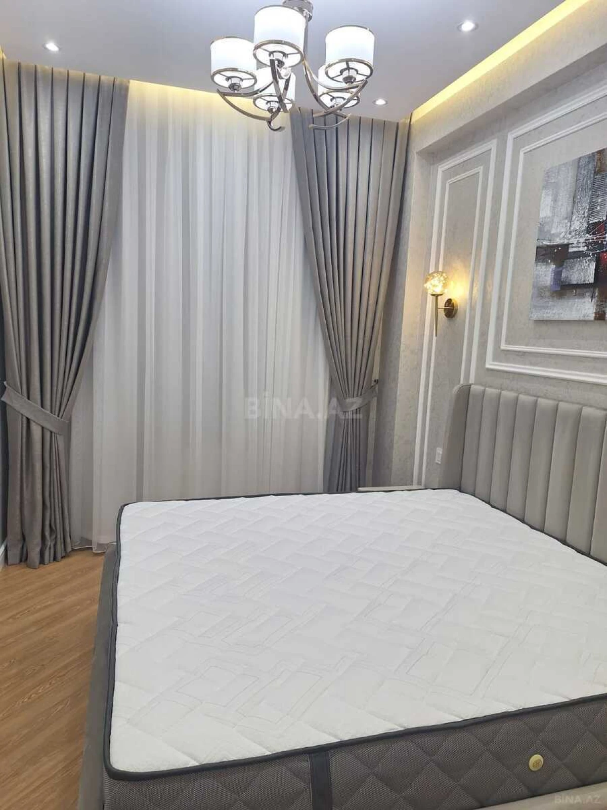 Satılır 2 otaqlı mənzil 70 m²