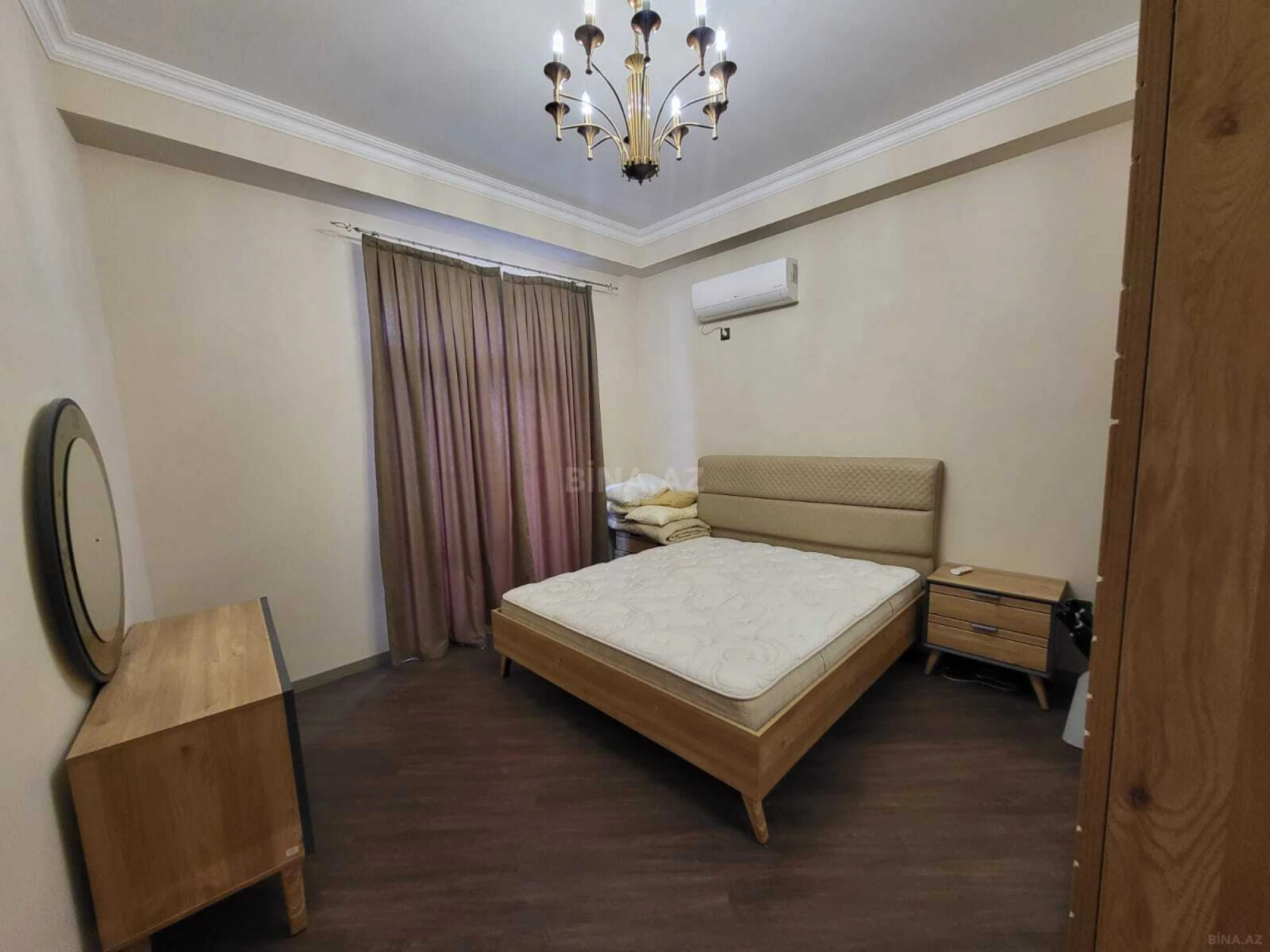 Satılır 3 otaqlı mənzil 110 m²