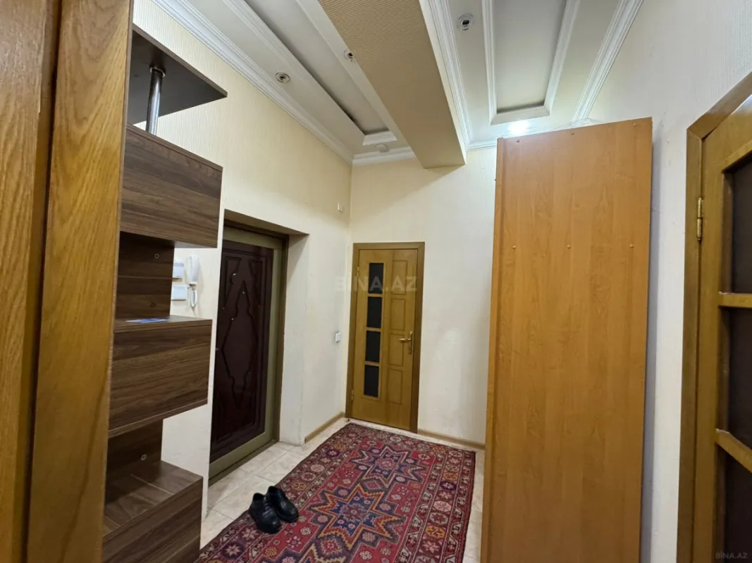 Kirayə verilir 2 otaqlı mənzil 57 m²