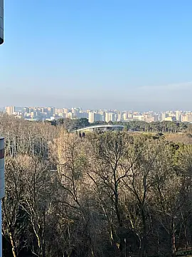 Satılır 4 otaqlı mənzil 170 m²