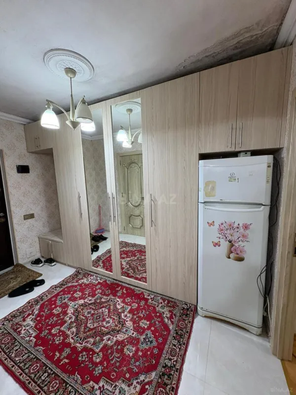 Kirayə verilir 2 otaqlı mənzil 65 m²