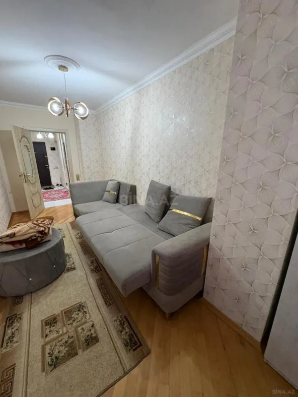 Kirayə verilir 2 otaqlı mənzil 65 m²
