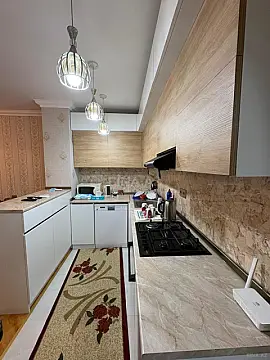 Kirayə verilir 2 otaqlı mənzil 65 m²