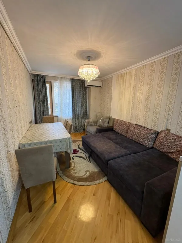 Kirayə verilir 2 otaqlı mənzil 65 m²