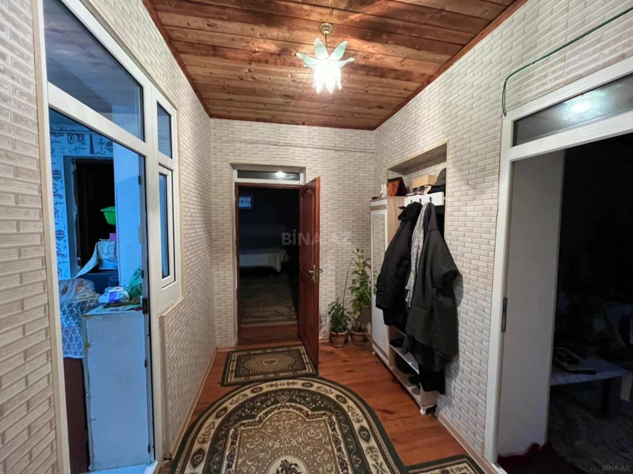 Satılır 7 otaqlı həyət evi 220 m²