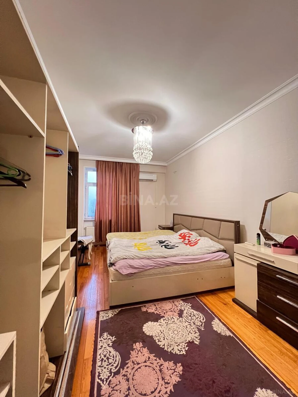 Satılır 3 otaqlı mənzil 120 m²