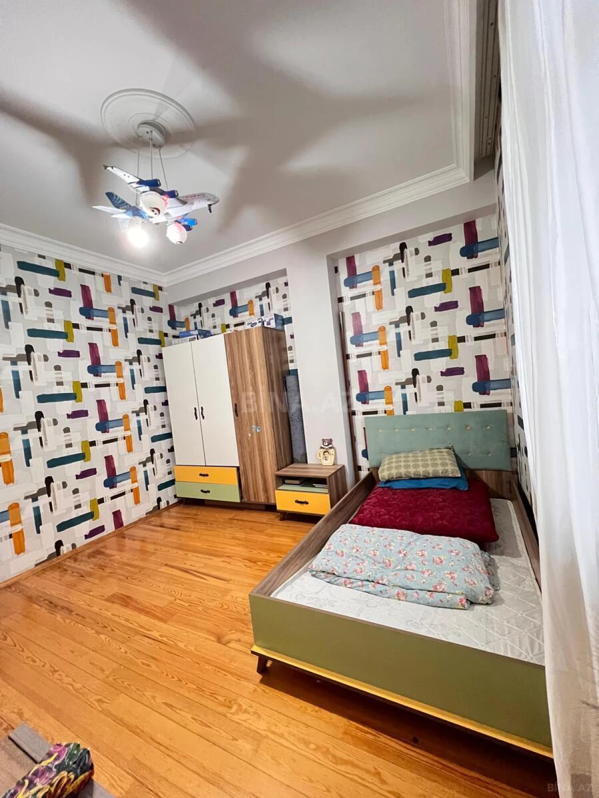 Satılır 3 otaqlı mənzil 120 m²