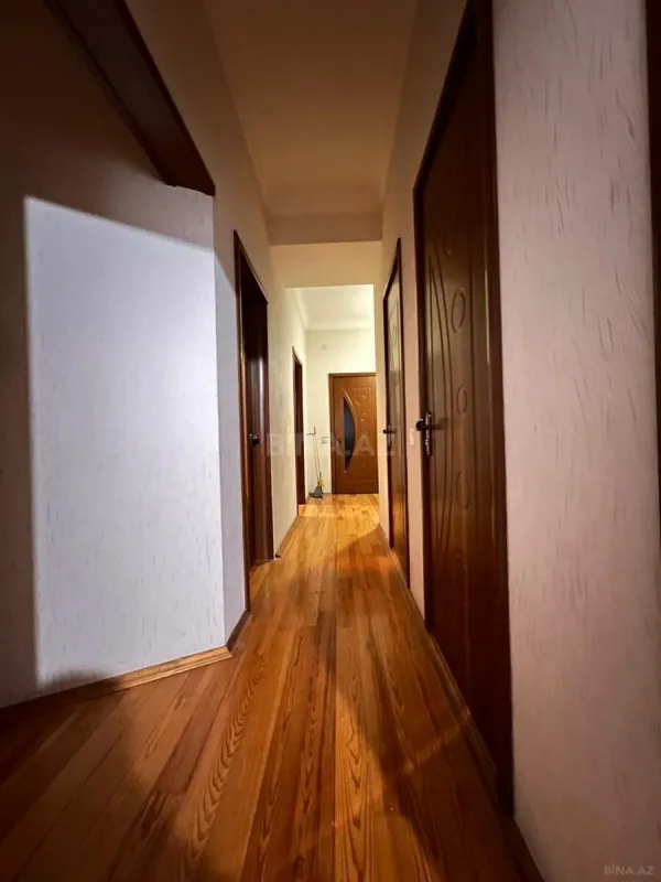 Satılır 3 otaqlı mənzil 120 m²