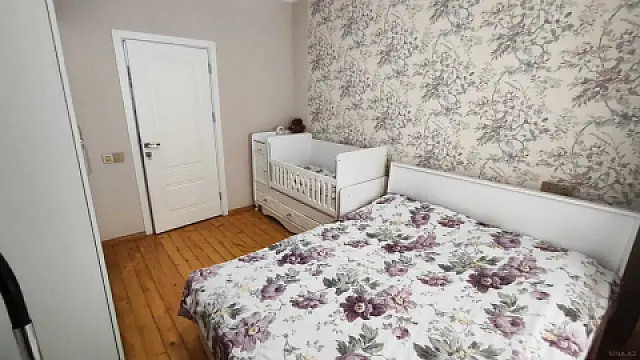 Satılır 2 otaqlı mənzil 60 m²