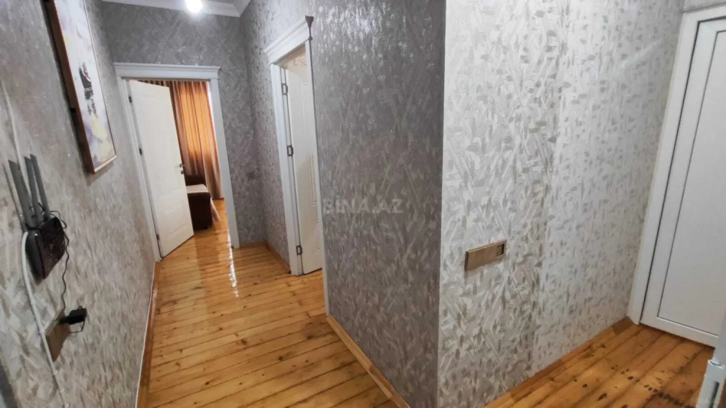 Satılır 2 otaqlı mənzil 60 m²