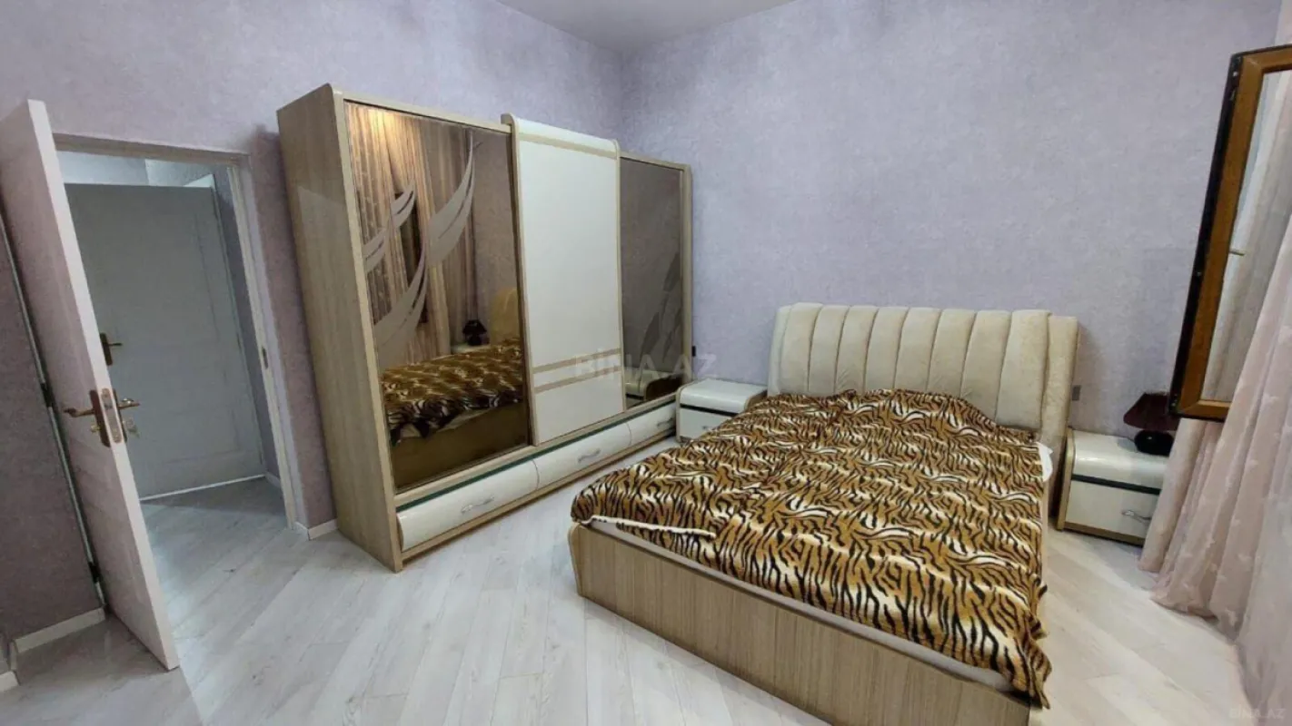 Kirayə verilir 6 otaqlı həyət evi 360 m²