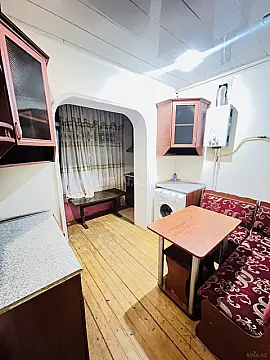 Kirayə verilir 2 otaqlı mənzil 65 m²