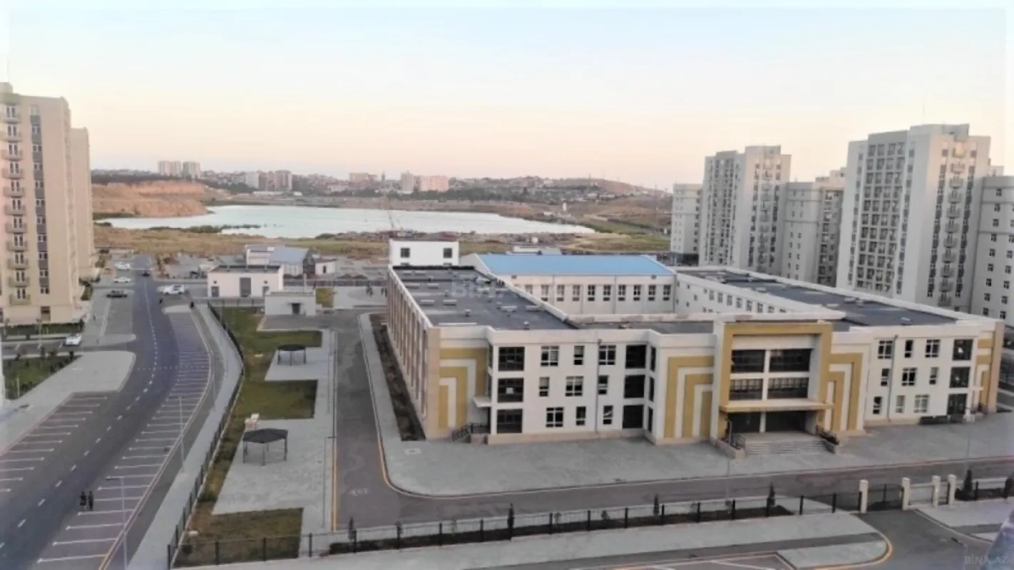 Satılır 3 otaqlı mənzil 83 m²