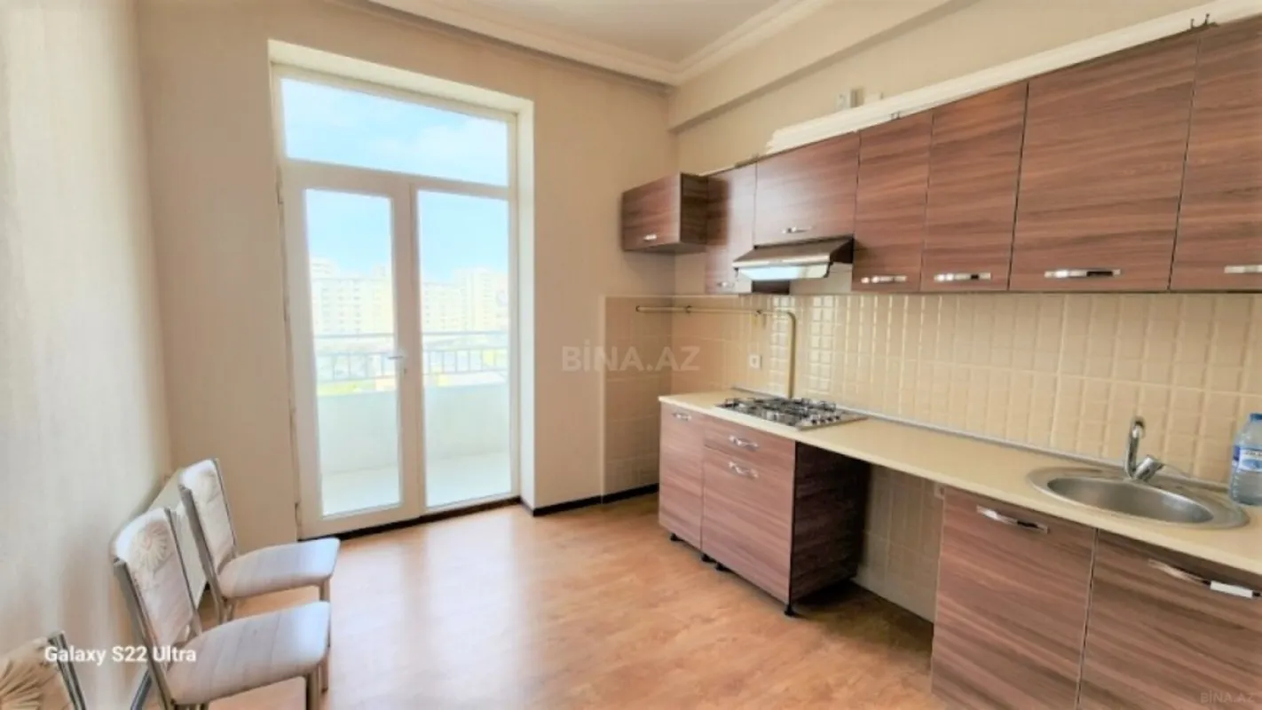 Satılır 3 otaqlı mənzil 83 m²