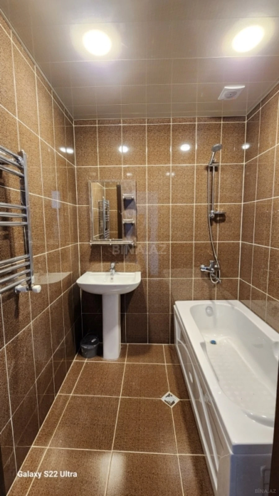 Satılır 3 otaqlı mənzil 83 m²