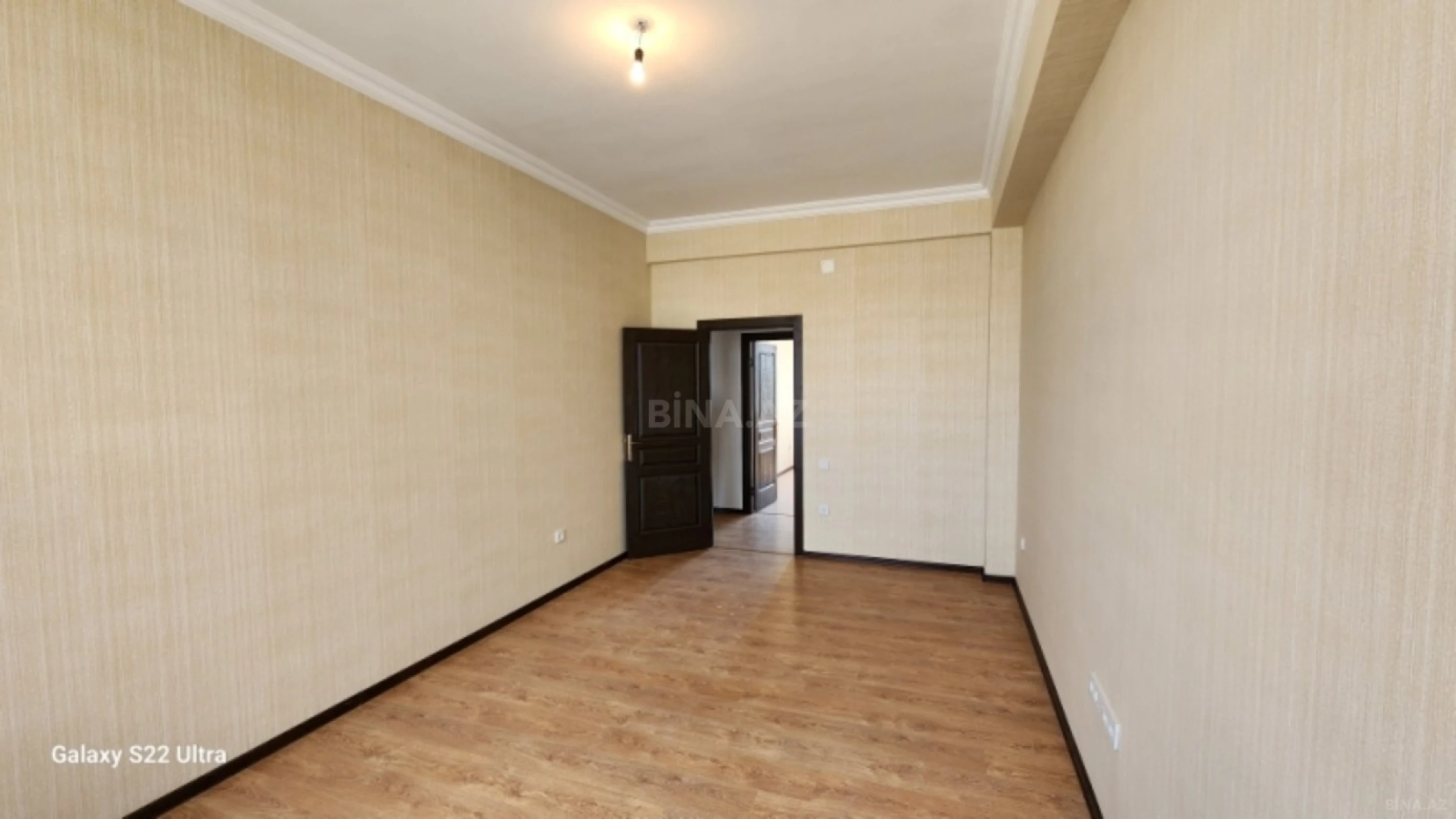 Satılır 3 otaqlı mənzil 83 m²