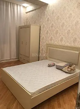 Kirayə verilir 2 otaqlı mənzil 80 m²