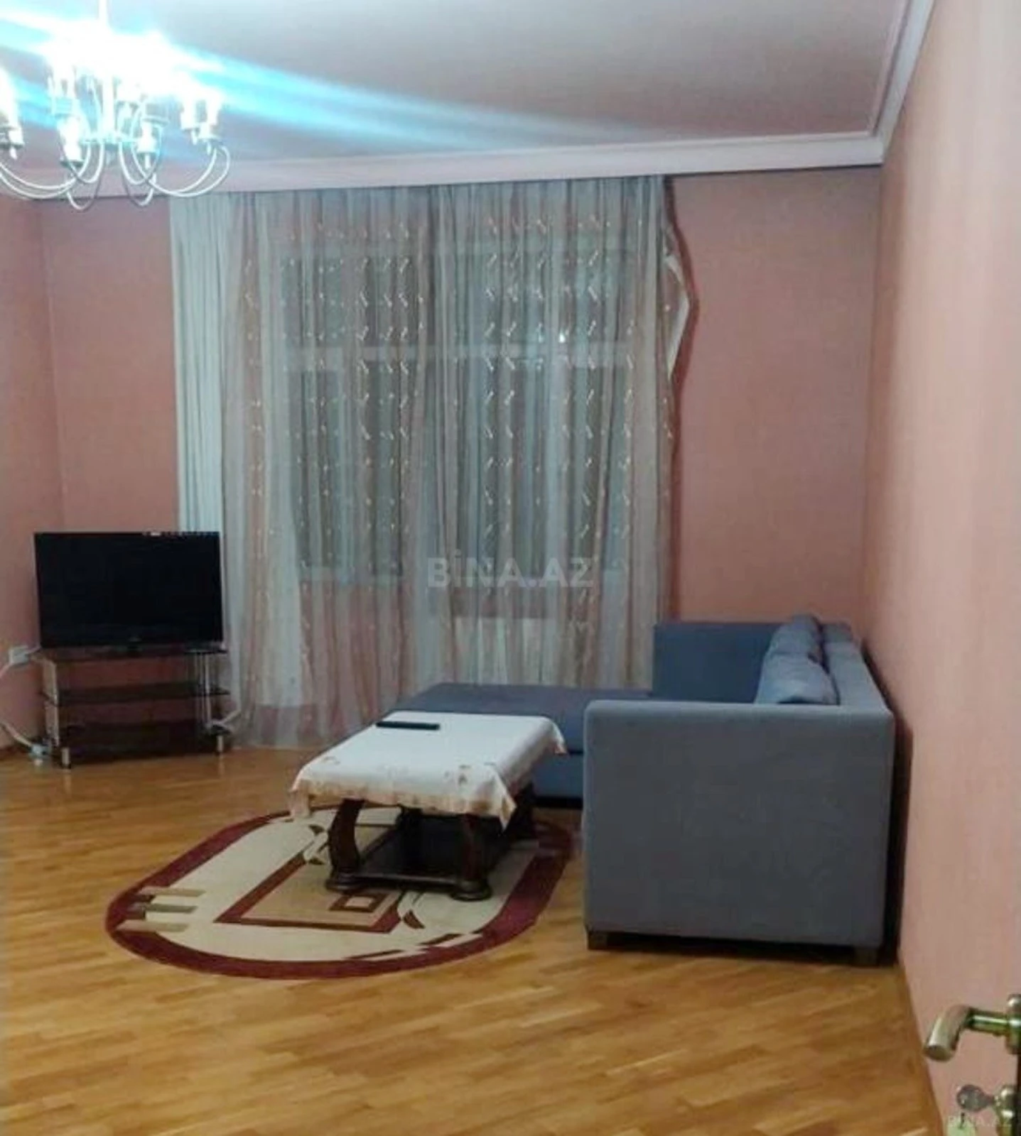 Satılır 2 otaqlı mənzil 120 m²