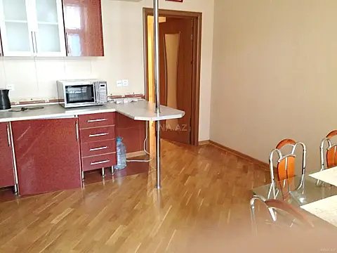 Satılır 2 otaqlı mənzil 120 m²