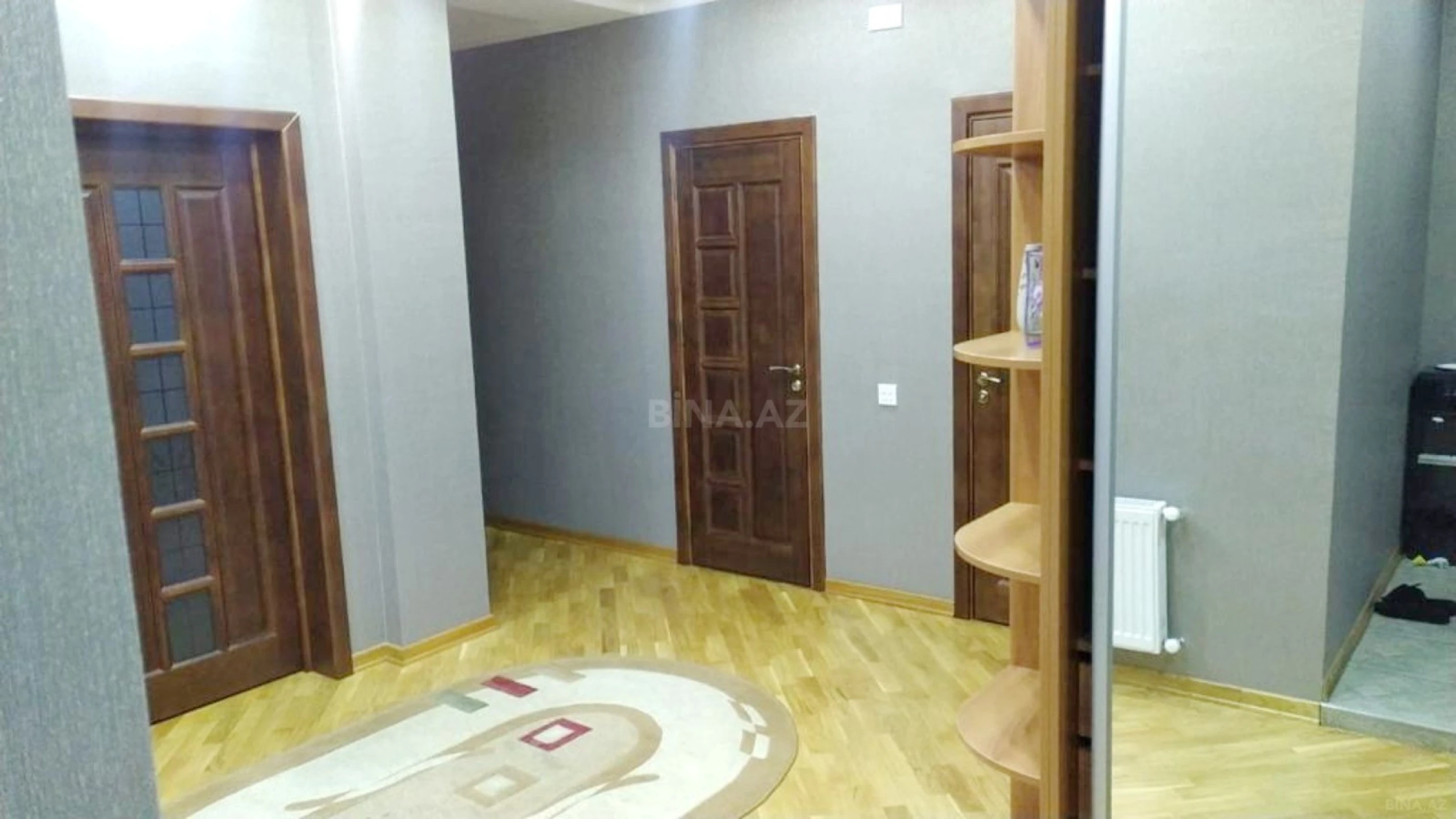 Satılır 2 otaqlı mənzil 120 m²