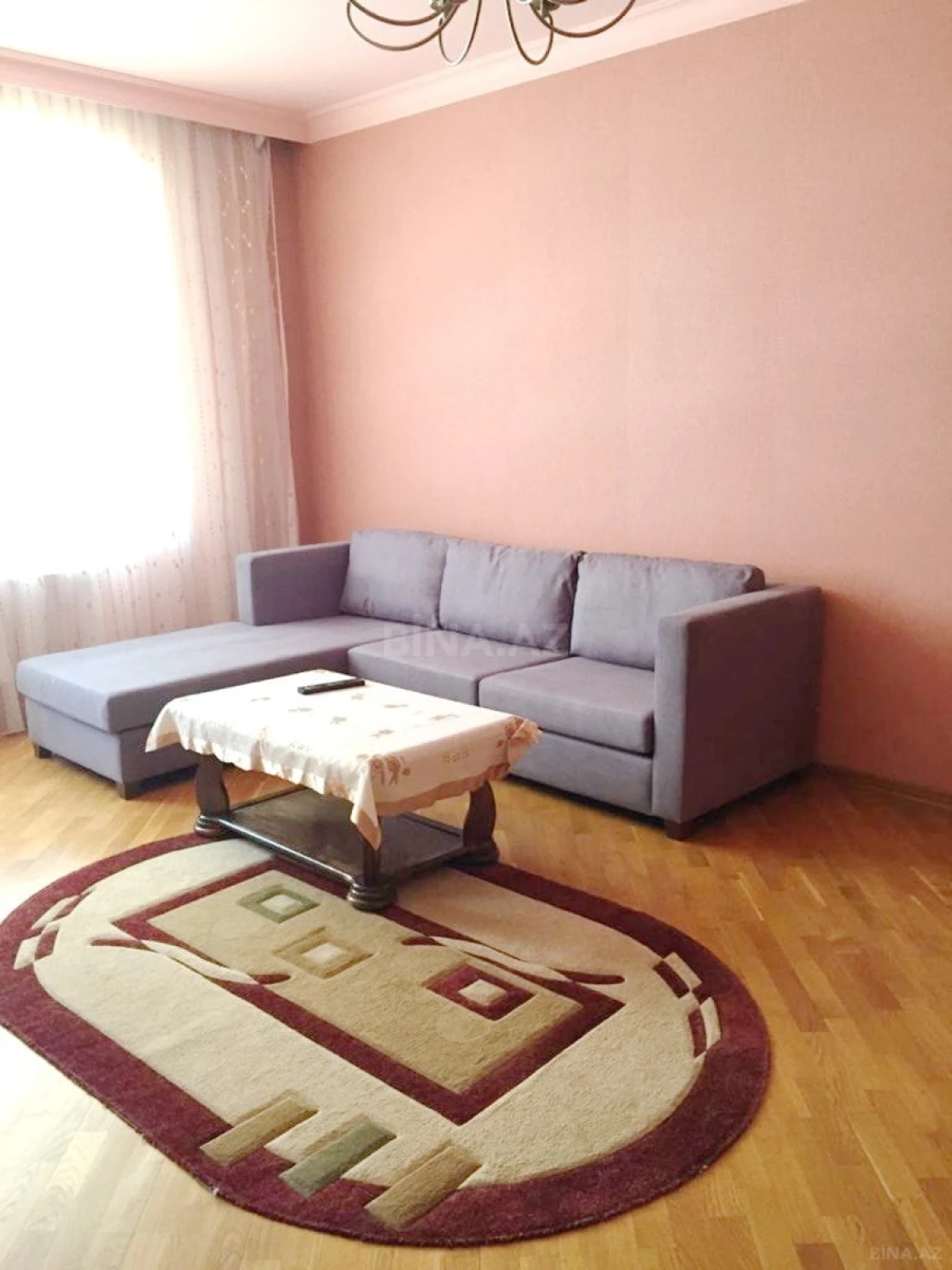 Satılır 2 otaqlı mənzil 120 m²