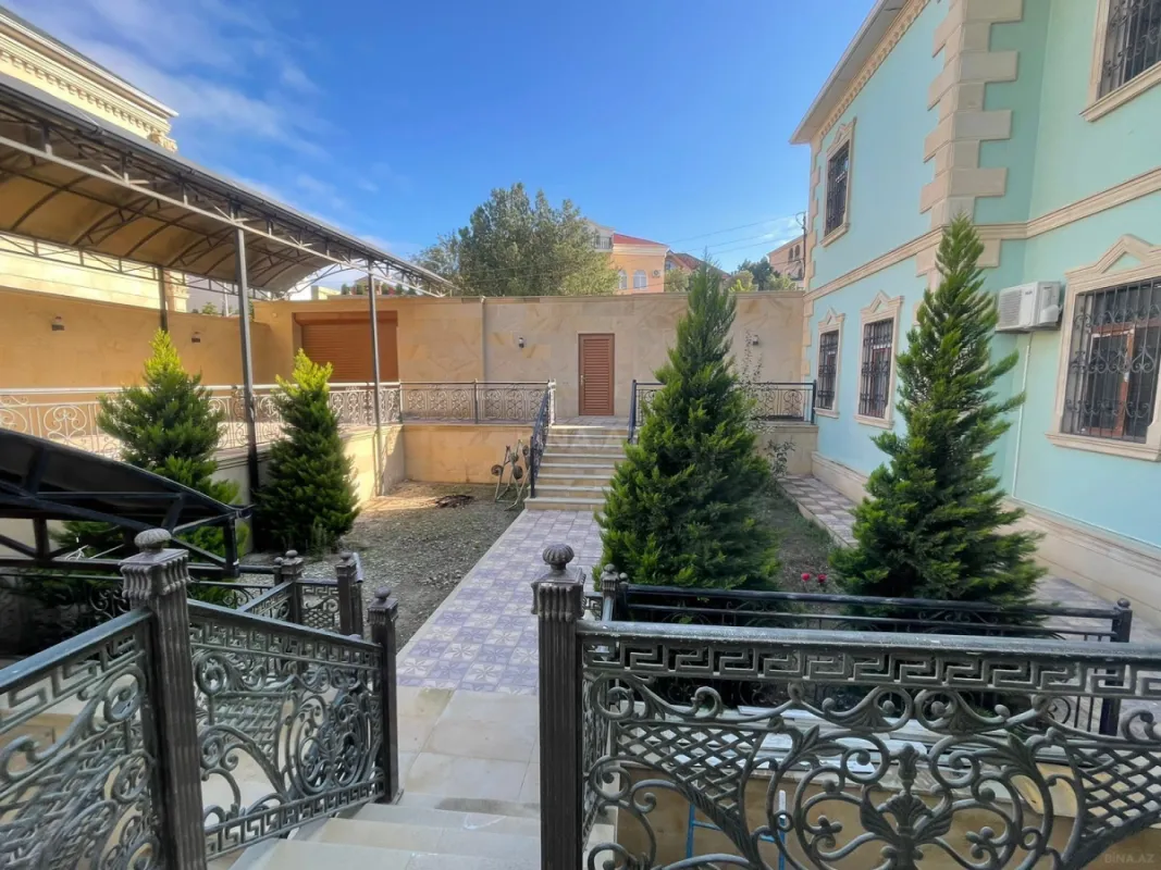 Kirayə verilir 9 otaqlı həyət evi 800 m²