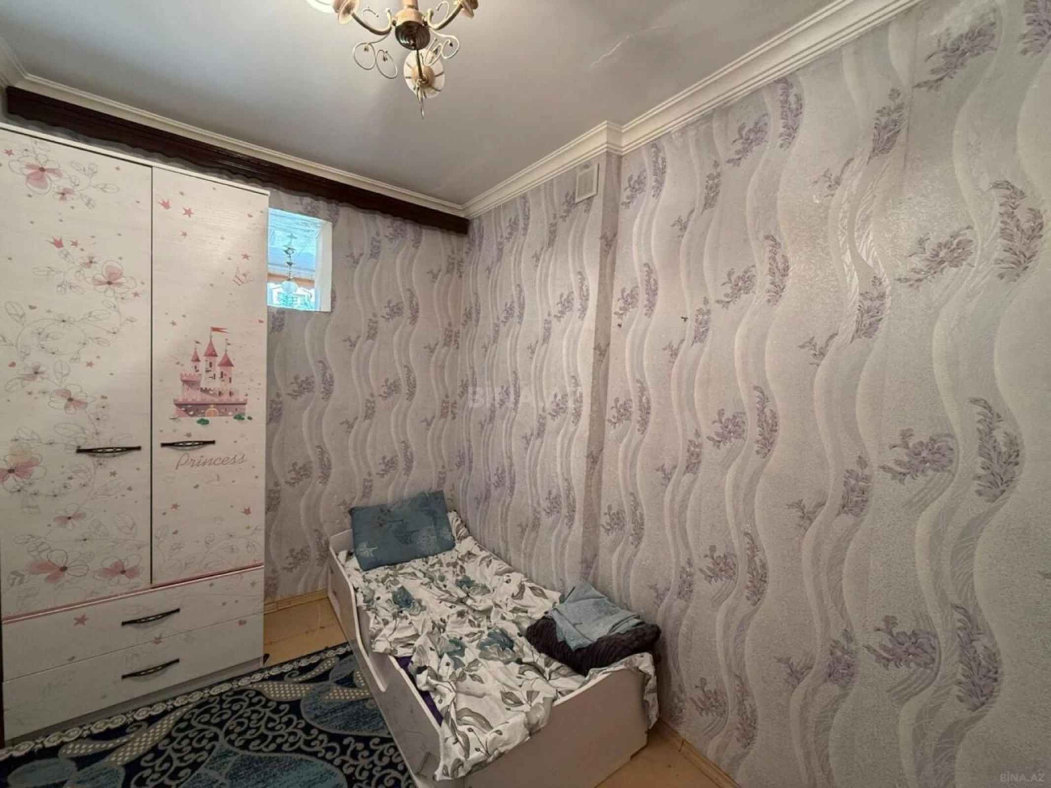 Kirayə verilir 4 otaqlı mənzil 85 m²